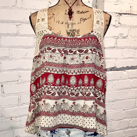 Forever 21 Tops - 0X - f21 Tank Top with lace straps and racer back